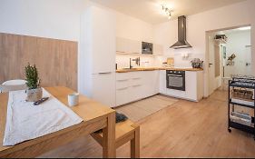 Tara Apartment